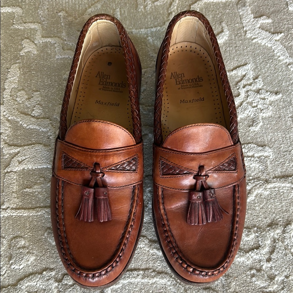 Allen Edmonds Men's Brown Tassle Loafers